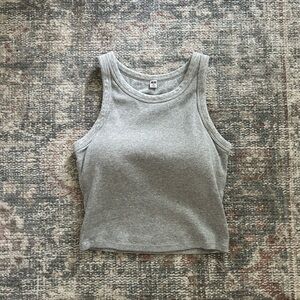 Uniqlo Ribbed Cropped Sleeveless Bra top